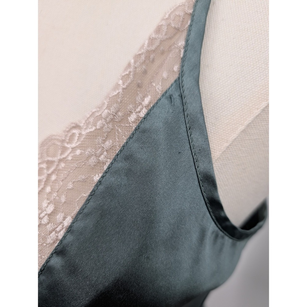Green Satin & Cream Lace Mini Dress Size M Deep V Neck Slip Sleepwear Romantic - Picture 3 of 9